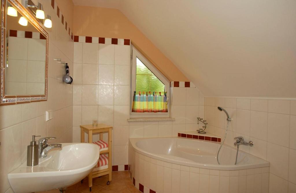 Hotel Garni Huegellandhof Neuhaus am Klausenbach Bilik gambar