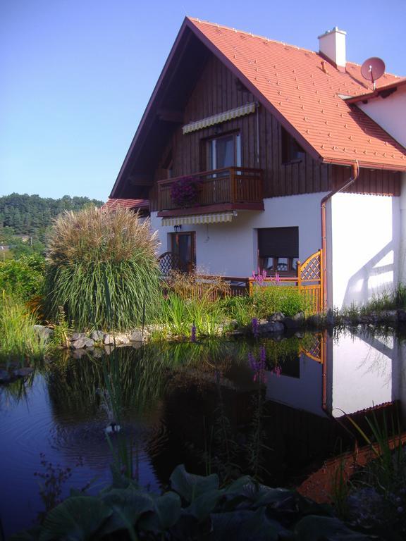 Hotel Garni Huegellandhof Neuhaus am Klausenbach Luaran gambar