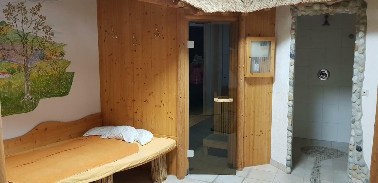 Hotel Garni Huegellandhof Neuhaus am Klausenbach Luaran gambar